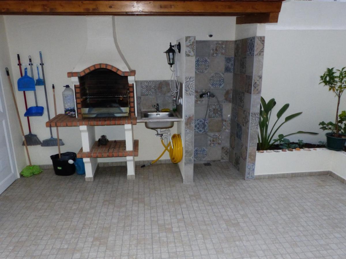 House Of Orchids With Patio Apartment Vila Real de Santo António Exterior foto