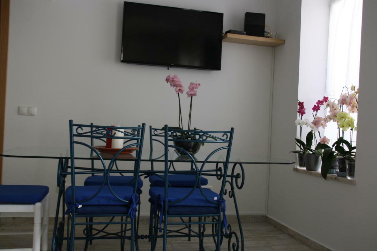 House Of Orchids With Patio Apartment Vila Real de Santo António Exterior foto