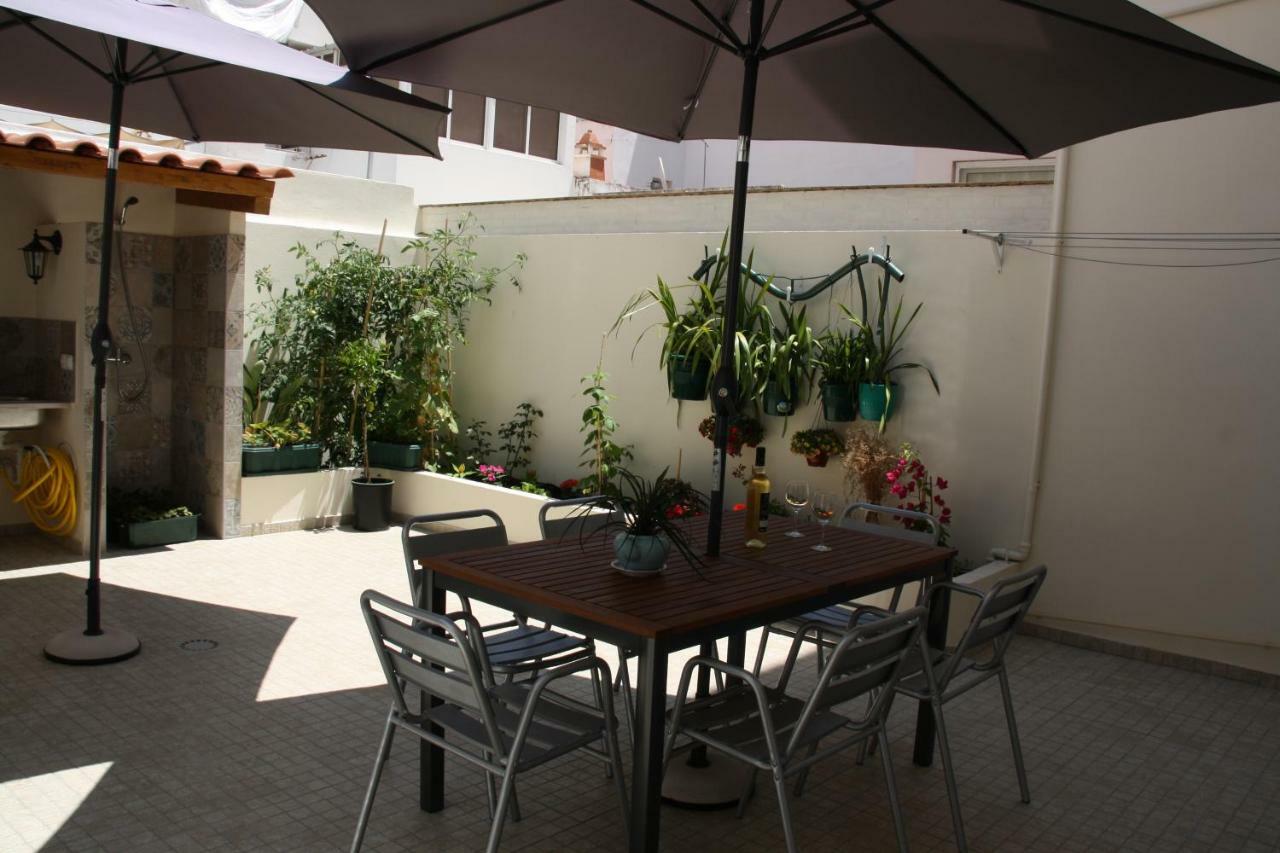 House Of Orchids With Patio Apartment Vila Real de Santo António Exterior foto